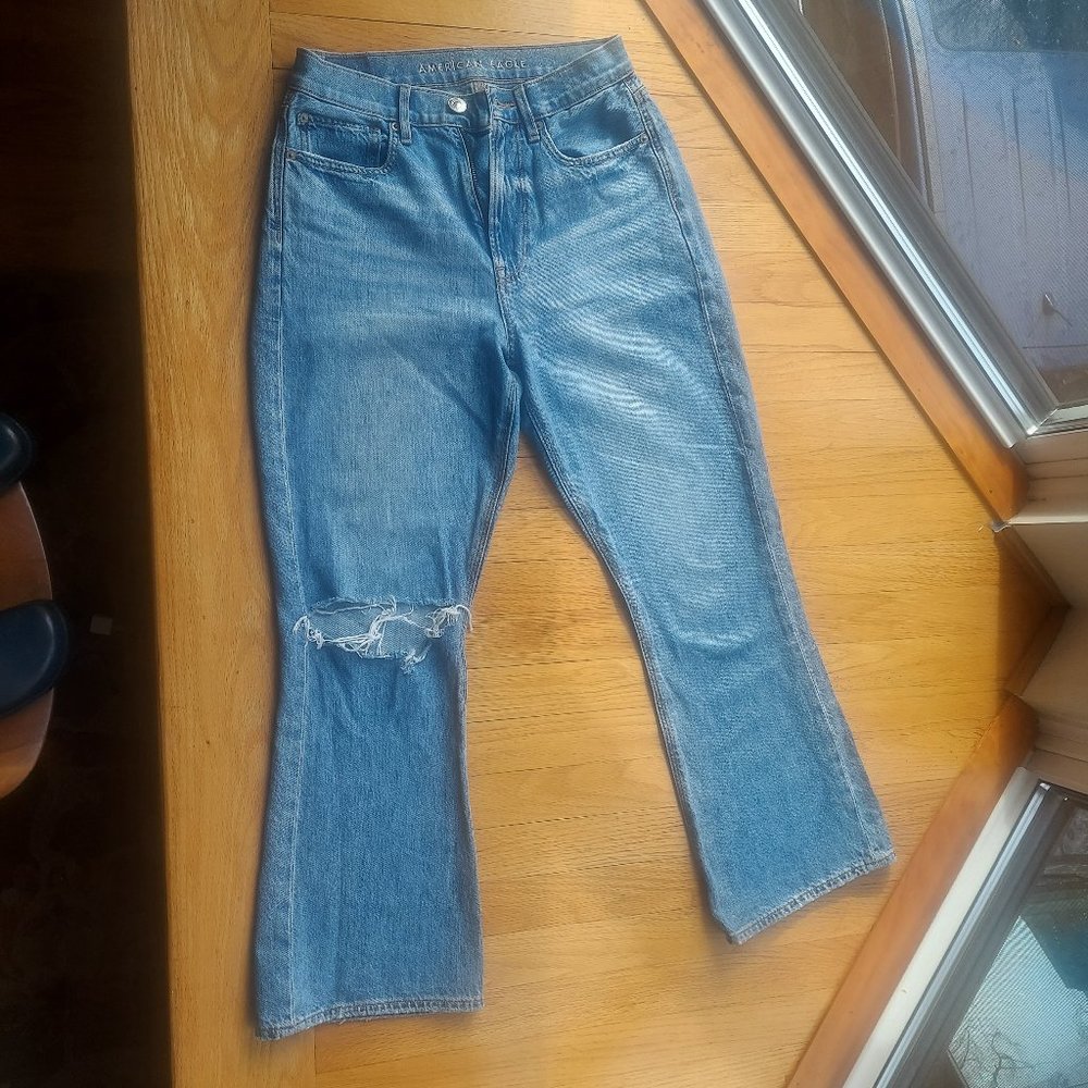 (AE) American Eagle Highest Rise 90s Flare Jeans Size 6